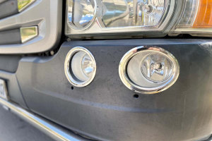 Fits Scania*: R1, R2, R3 (2005-2016) spotlights frame...