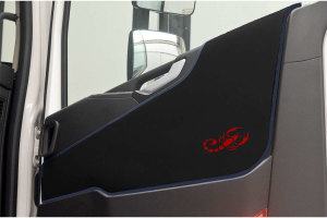 Adatto per Volvo*: FH4 (2013-2020) Rivestimento porta ClassicLine, similpelle nera con logo