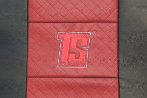 Suitable for MAN*: TGA, TGX, TGS (2007-...), TGM, TGL (2005-...) HollandLine Seat Covers, 2 strap integrated - red