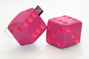 Truck dobbelstenen, 12 x 12 cm, gemaakt van imitatieleer, met koord (fuzzy dice) Roze Rood
