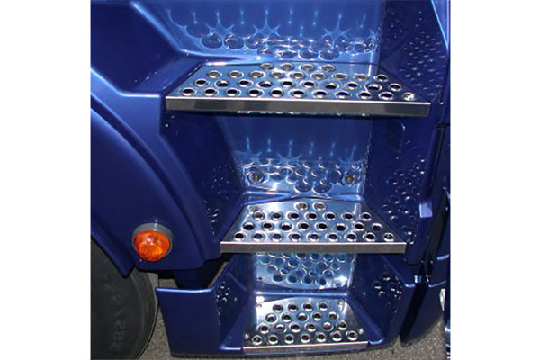 Suitable for MAN*: TGS/TGA  (2013-...) L/LX - stainless steel-pedal protection - passenger side - 3 pieces set