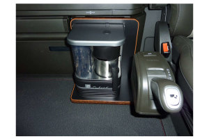 L&auml;mplig f&ouml;r Volvo*: FH4 (2013-2020), FH5 (2021-...)- Kaffeautomatbord