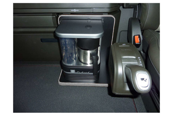 Lämplig för Volvo*: FH4 (2013-2020), FH5 (2021-...)- Kaffeautomatbord, aluminiumlook