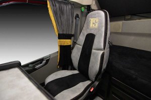 Suitable for Volvo*: FH4 I FM4 I FMX4 (2013-2020) I FH5 (2021-...) I FS incl. belt - BF extra Belt - Leatherette Oldschool - Seat covers - concrete grey I black