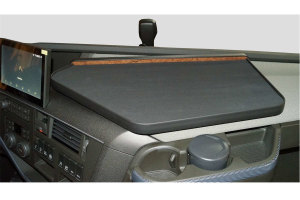 Suitable for Volvo*: FH5 (2021-...) - middle table I incl. smooth anti-slip mat - 