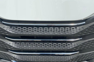 Passend für Iveco*: S-Way (2019-...) - 3D Edelstahl-Profile Kühlergrillrippen