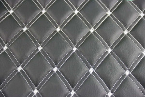 Adatto per DAF*: XF 106 (2013-2022) Set tappetino + rivestimento base sedile DiamondStyle