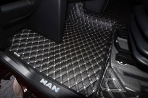 Suitable for MAN*: TGX (2020-...) floor mat set + seat base trim DiamondStyle black-white