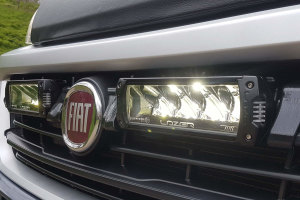 Passend für Fiat*: Ducato (2014-2021) Lazer Lamps Kühlergrill Kit Triple R750 Standard