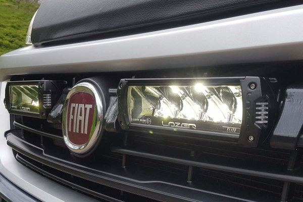Convient pour Fiat* : Ducato (2014-2021) Lazer Lamps Kit calandre Triple R750 Elite