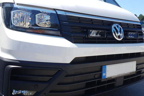 Passend für VW*: Crafter (2017-...) LazerLamps Kühlergrill Kit Triple R750 Standard
