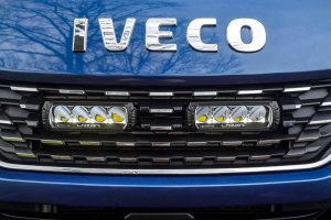 suitable for Iveco*: Daily (2019-...) LazerLamps Radiator Grille Kit Triple R750 Standard
