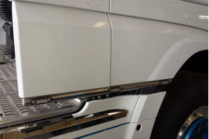 Convient pour DAF* : XF106 Euro6 (2013-...) Tubes en acier inoxydable Déflecteurs latéraux