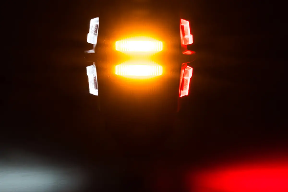 LED Umrissleuchte Montage LKW Wohnwagen Anhänger