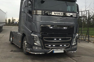 Geschikt voor Volvo* : FH4 (2013-2020) roestvrij staal lowbar 3st