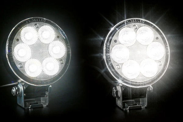LED Arbeitsscheinwerfer - 12 LEDs und ca. 5400 Lm mit Streulicht Licht  Universal W130 12V-24V, LKW-Teile24 - LKW Ersatzteile beim Experten  bestellen