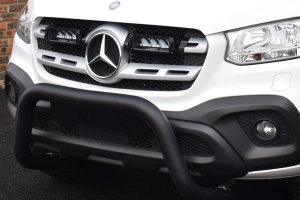 Passend f&uuml;r Mercedes-Benz*: X-Klasse (2017-...) LazerLamps K&uuml;hlergrill Kit