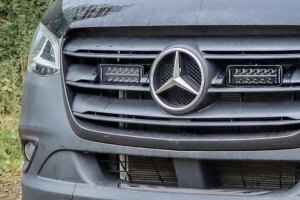 Lämplig för Mercedes*: Sprinter (2018-2024) monteringssats för kylargrill