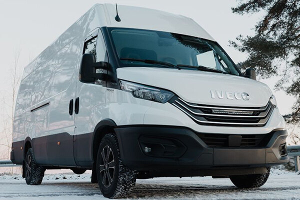 Convient pour Iveco* : Daily (2024-...) LazerLamps Kit calandre GLIDE 18 Standard