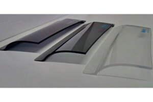 Convient pour IVECO* : Daily (2014-...) Climair Kit déflecteur de vent Noir