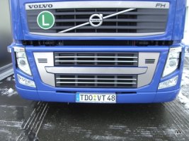 Passend f&uuml;r Volvo*: FH3 (2008-2013) Untere K&uuml;hlergrillapplikation