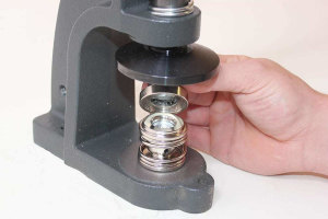 Lkw Polster- Knopfmaschine inkl. Knopfwerkzeug f&uuml;r schweres Material (Leder) 30&quot; (ca. 19mm Kn&ouml;pfe)