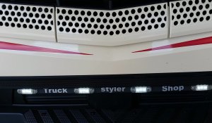 Truckstyler WEB-Link Aufkleber Domainaufkleber, silber - 450x30mm