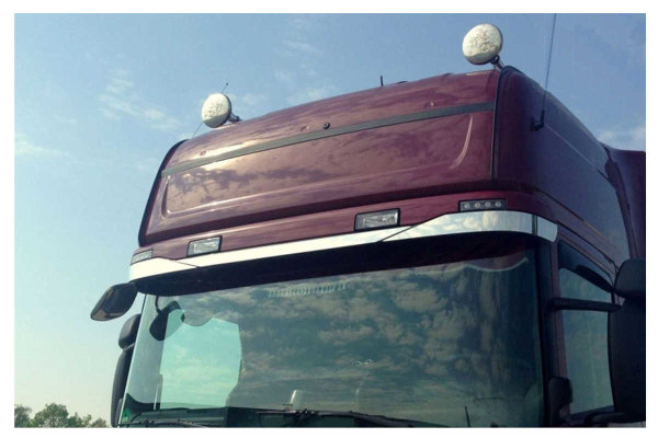 Geschikt voor Scania*: R3 Streamline vanaf 2014 Toepassing roestvrijstalen zonneklep