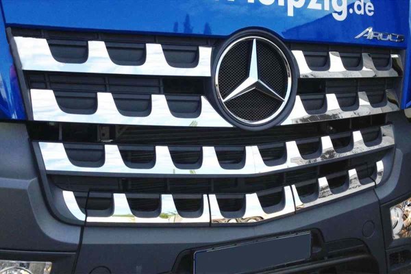 Lämplig för Mercedes*: Arocs (2013-...) - 2300-serien - med 4 ribbor - galler i rostfritt stål för fronten - 11-delars set
